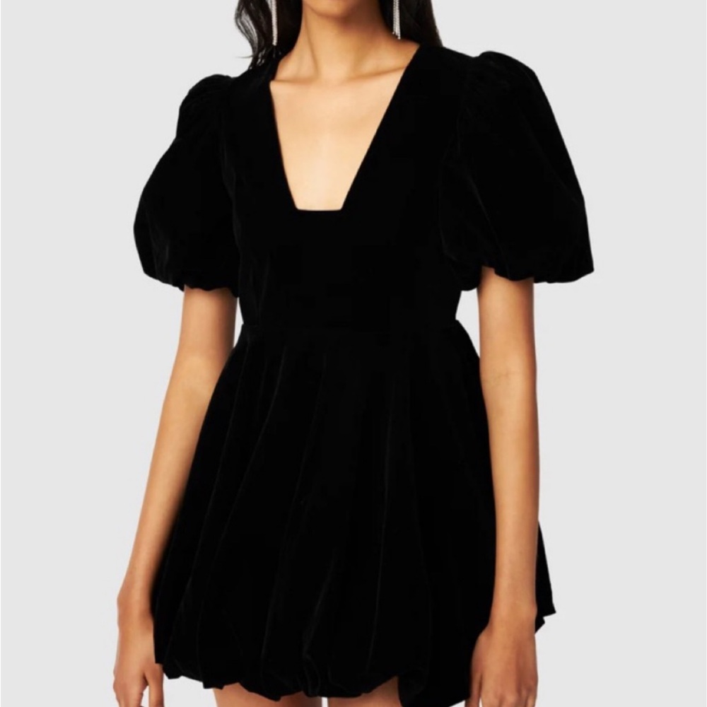 Elegant Black Dress
